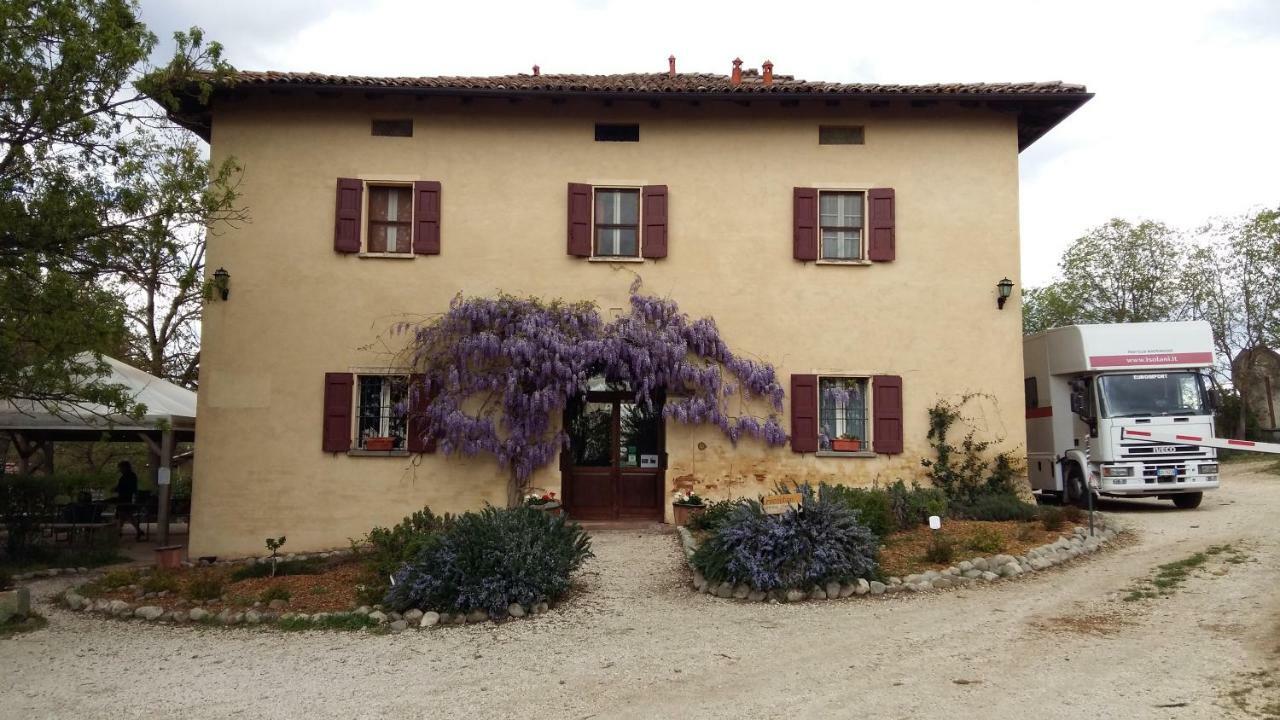 Agriturismo Montevecchio Isolani Monte San Pietro Exterior photo